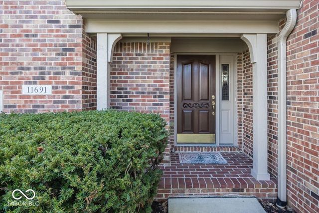 11691 Diamond Pointe Court, Indianapolis, IN 46236