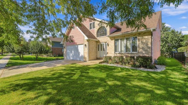 1140 Crystal Avenue, Downers Grove, IL 60516