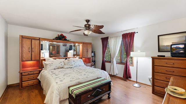 1140 Crystal Avenue, Downers Grove, IL 60516