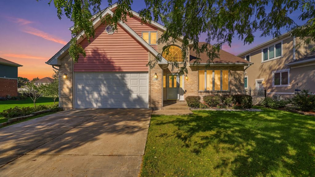 1140 Crystal Avenue, Downers Grove, IL 60516