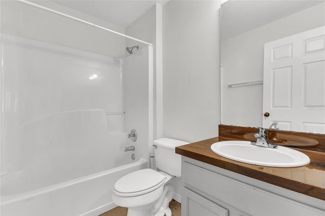 3348 KELSEY LANE, St Cloud, FL 34772