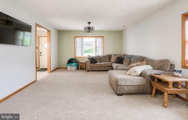 654 LEBANON AVE, Williamstown, NJ 08094