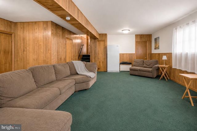 654 LEBANON AVE, Williamstown, NJ 08094