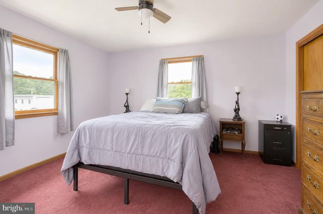 654 LEBANON AVE, Williamstown, NJ 08094