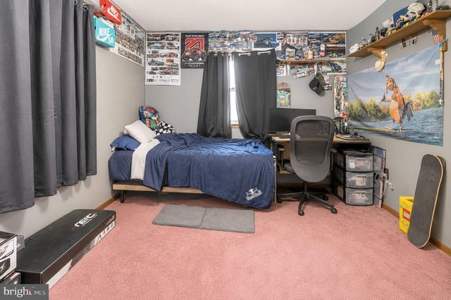 654 LEBANON AVE, Williamstown, NJ 08094