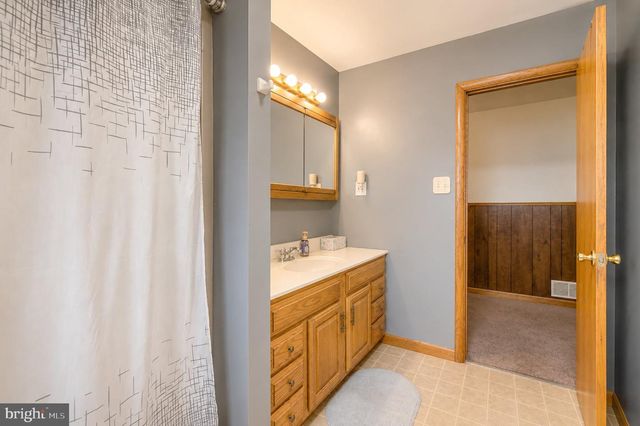 654 LEBANON AVE, Williamstown, NJ 08094