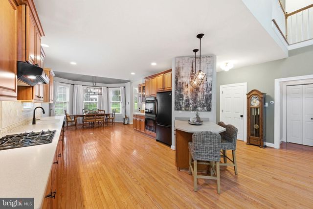 524 RASPBERRY LN, West Chester, PA 19382