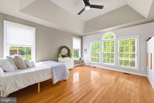 524 RASPBERRY LN, West Chester, PA 19382