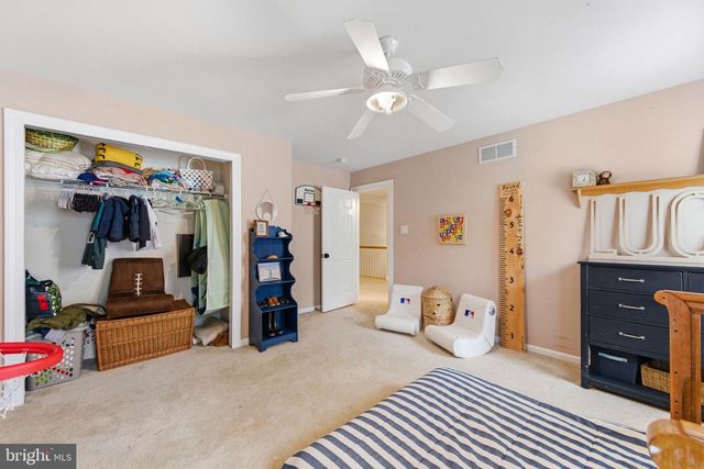 524 RASPBERRY LN, West Chester, PA 19382