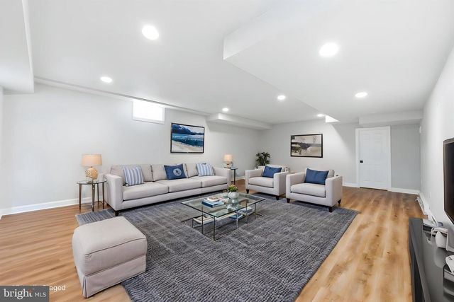 524 RASPBERRY LN, West Chester, PA 19382