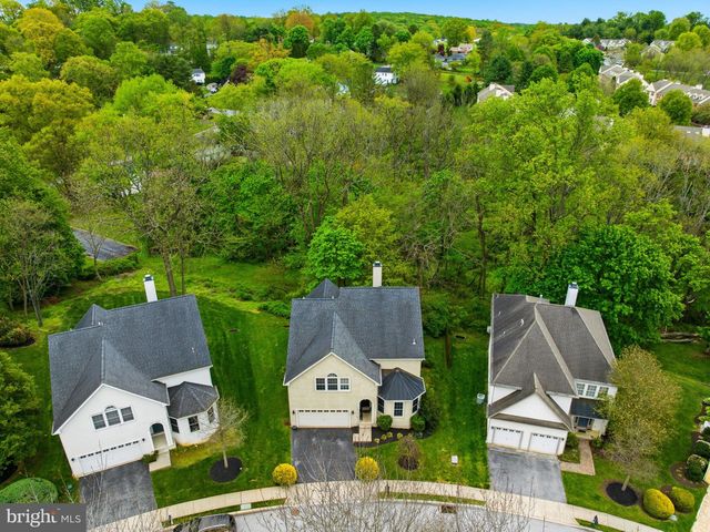 524 RASPBERRY LN, West Chester, PA 19382