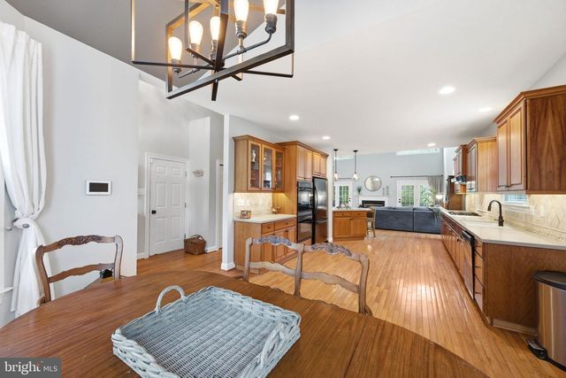524 RASPBERRY LN, West Chester, PA 19382