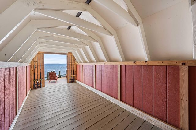 8944 Windgate Circle, Navarre, FL 32566