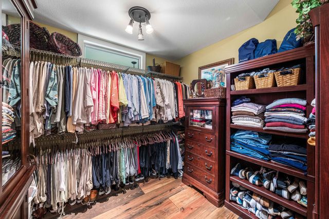 8944 Windgate Circle, Navarre, FL 32566