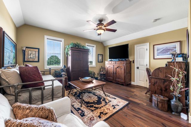 8944 Windgate Circle, Navarre, FL 32566