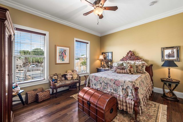 8944 Windgate Circle, Navarre, FL 32566