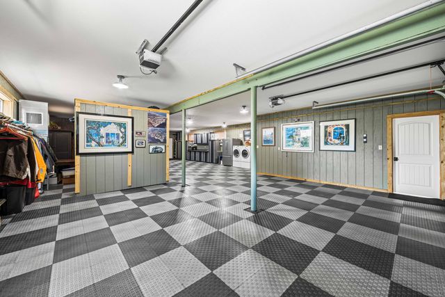 8944 Windgate Circle, Navarre, FL 32566