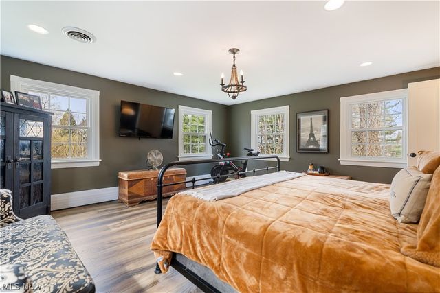 5030 12th Street NW, Canton, OH 44708