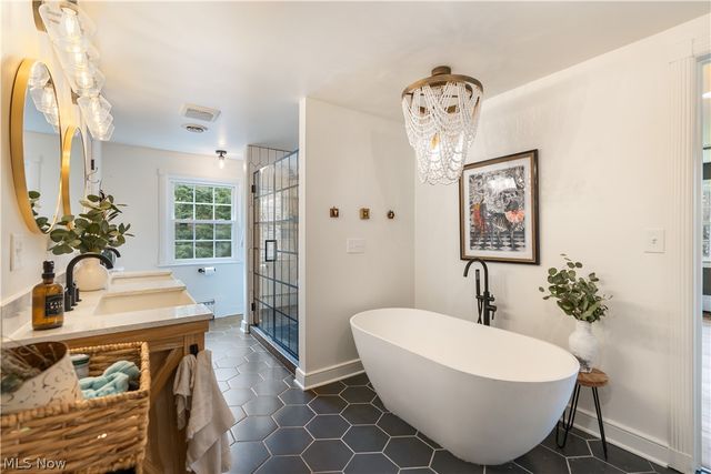 5030 12th Street NW, Canton, OH 44708