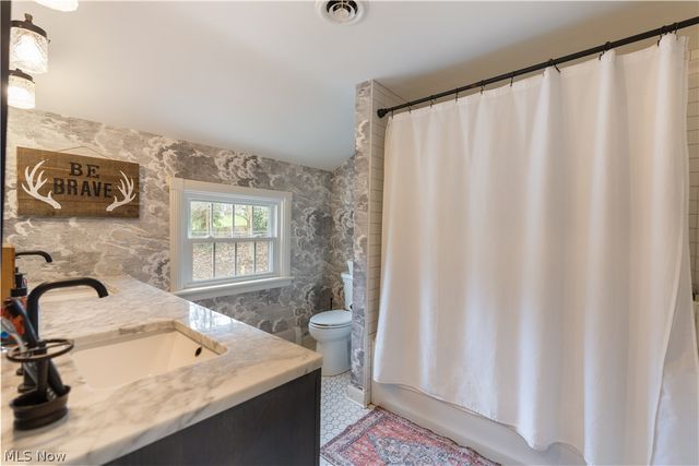 5030 12th Street NW, Canton, OH 44708