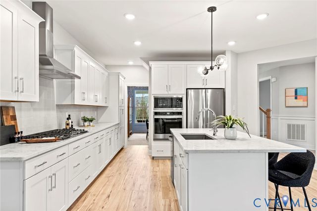 7693 Dandridge Dr, Quinton, VA 23141