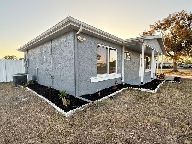 5993 MAYBERRY AVENUE, North Port, FL 34287