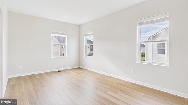 210 PARKLAND DR, Stephenson, VA 22656