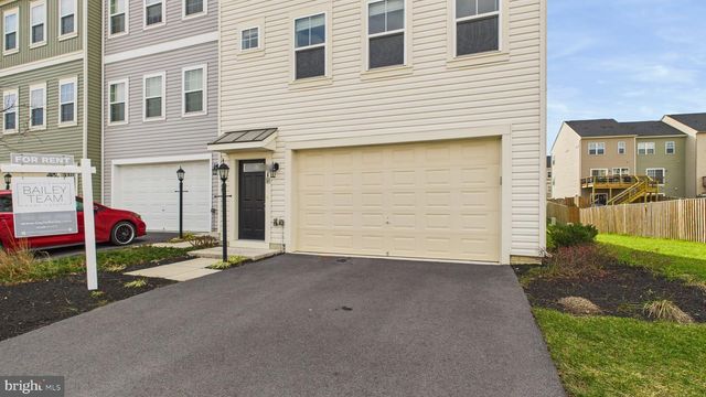 210 PARKLAND DR, Stephenson, VA 22656