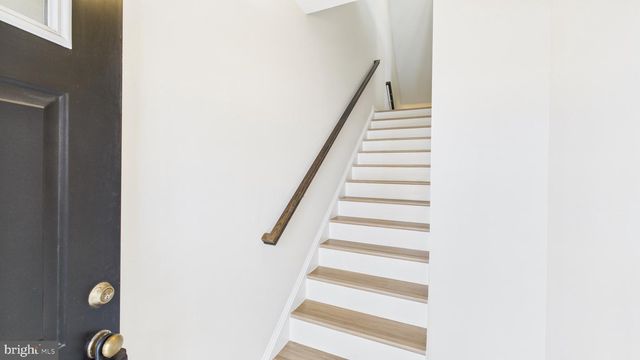 210 PARKLAND DR, Stephenson, VA 22656