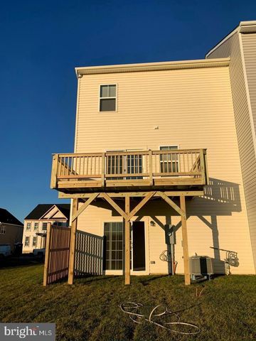 210 PARKLAND DR, Stephenson, VA 22656