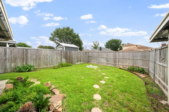 2124 Emerald Oaks, Mesquite, TX 75181