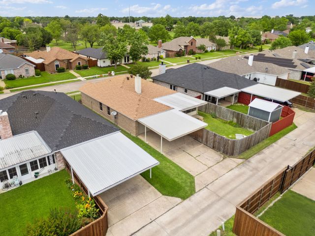 2124 Emerald Oaks, Mesquite, TX 75181