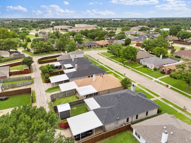 2124 Emerald Oaks, Mesquite, TX 75181