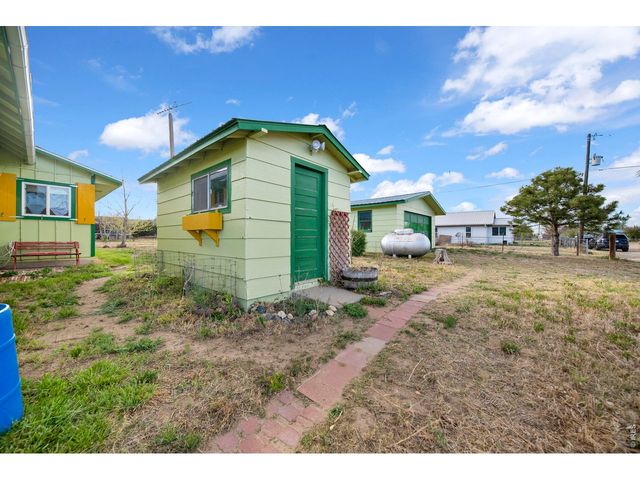 29311 4th St, Snyder, CO 80750