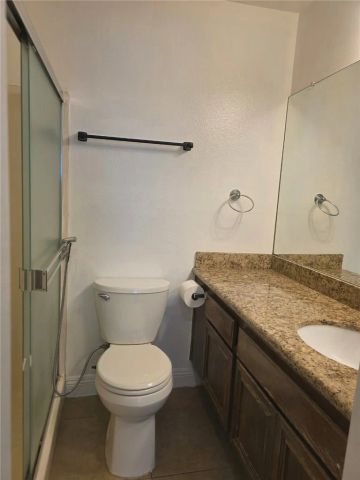 21000 Bryant Street 6, Canoga Park, CA 91304