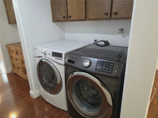 21000 Bryant Street 6, Canoga Park, CA 91304