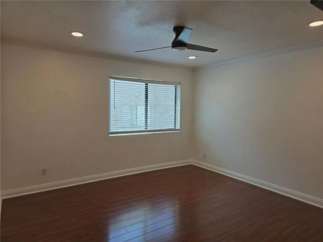 21000 Bryant Street 6, Canoga Park, CA 91304