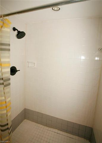 1653 Park Meadows DR, Fort Myers, FL 33907