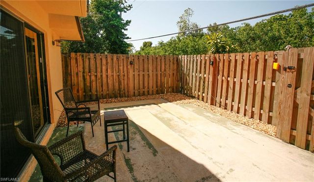 1653 Park Meadows DR, Fort Myers, FL 33907