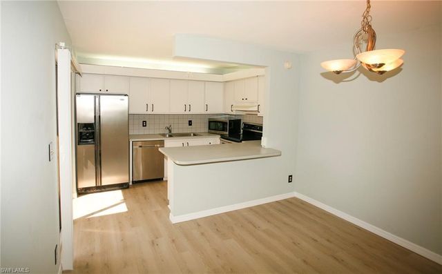 1653 Park Meadows DR, Fort Myers, FL 33907