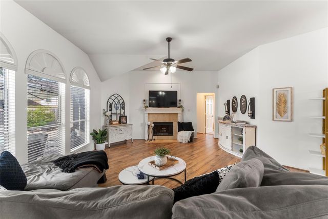 25203 Burgh Castle Drive, Spring, TX 77389