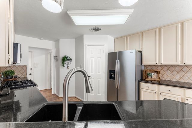 25203 Burgh Castle Drive, Spring, TX 77389