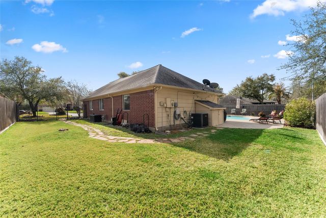 25203 Burgh Castle Drive, Spring, TX 77389