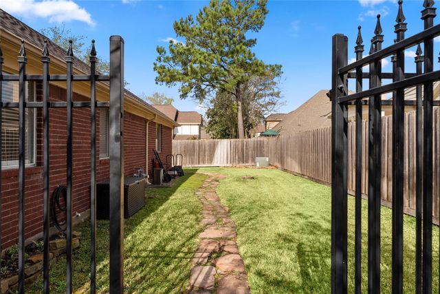 25203 Burgh Castle Drive, Spring, TX 77389