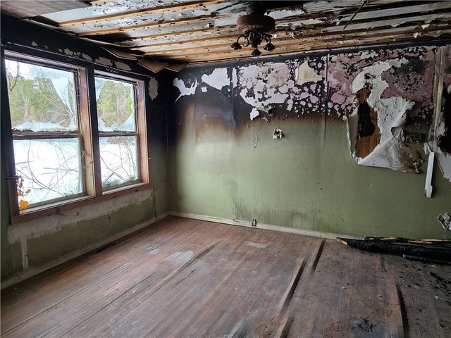 6705 E Townline Road, Williamson, NY 14589