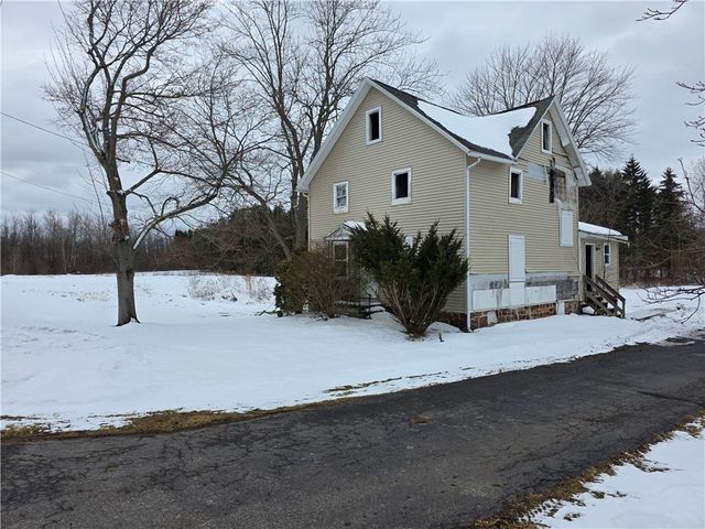 6705 E Townline Road, Williamson, NY 14589
