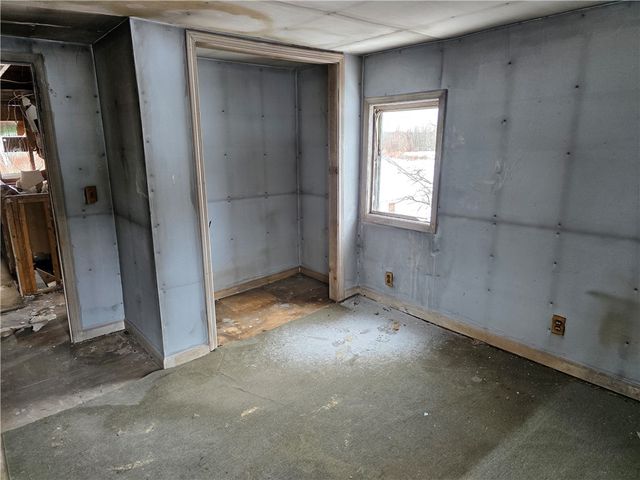 6705 E Townline Road, Williamson, NY 14589