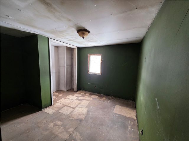 6705 E Townline Road, Williamson, NY 14589