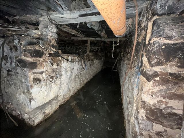 6705 E Townline Road, Williamson, NY 14589