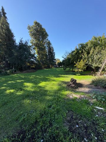 1262 Avalon Dr, Stockton, CA 95215